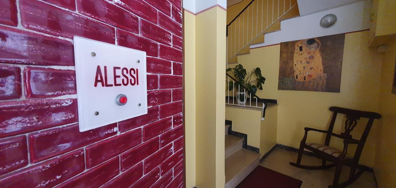 Hotel Alessi** ريميني المظهر الخارجي الصورة
